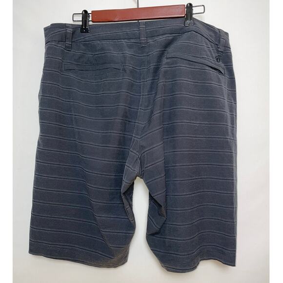 Hang Ten Board‎ Shorts - Size 36 - Lots of Stretch - Picture 2 of 10